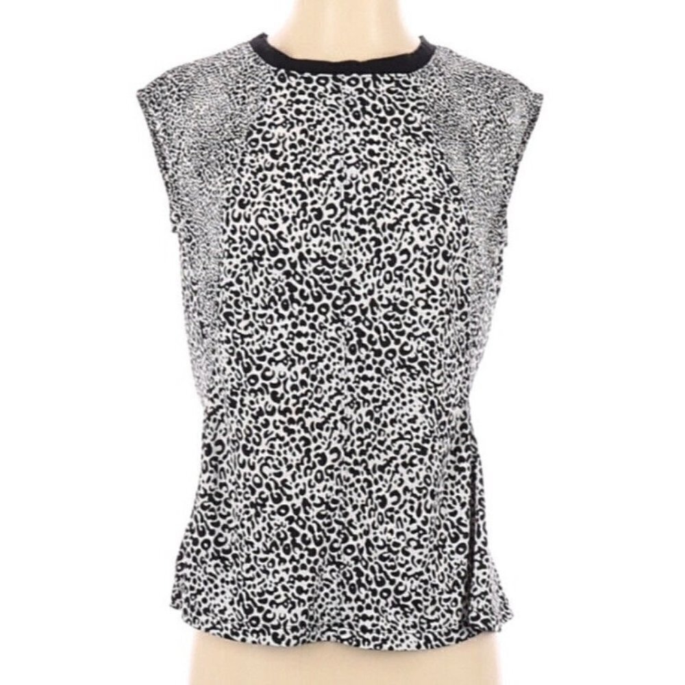 Worthington  Top Size M Sleeveless  Blouse Black Animal Print Stretchy